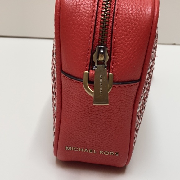 NWT Michael Kors Leather Chevron Crossbody Medium - Picture 11 of 15